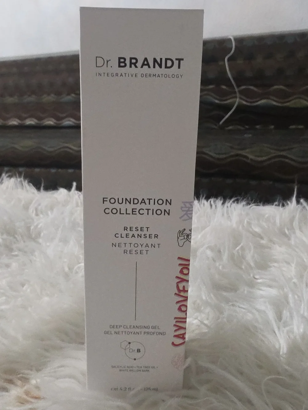 Dr. BRANDT Foundation Collection Reset Cleanser - White And 2 Pairs Of Lashes